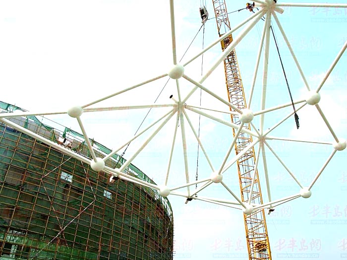 昆山体育馆网架安装